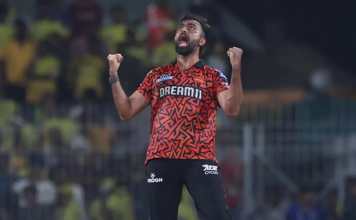 Unadkat Spearheads Sussex Attack on Dramatic 14-Wicket Day at Hove